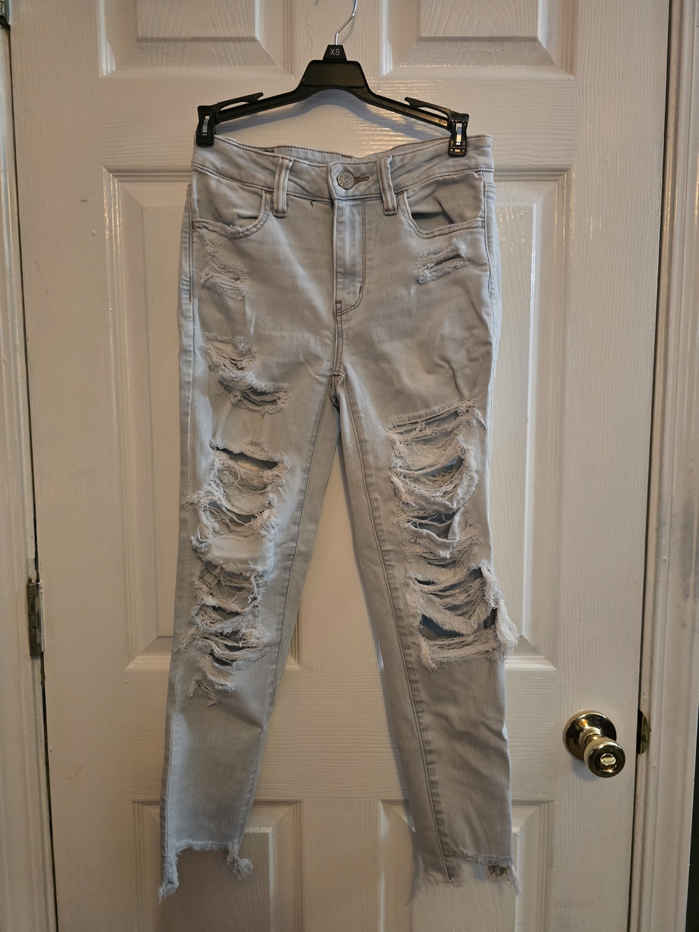 Light Blue Distressed Women's Jeans - Casual Ripped Denim